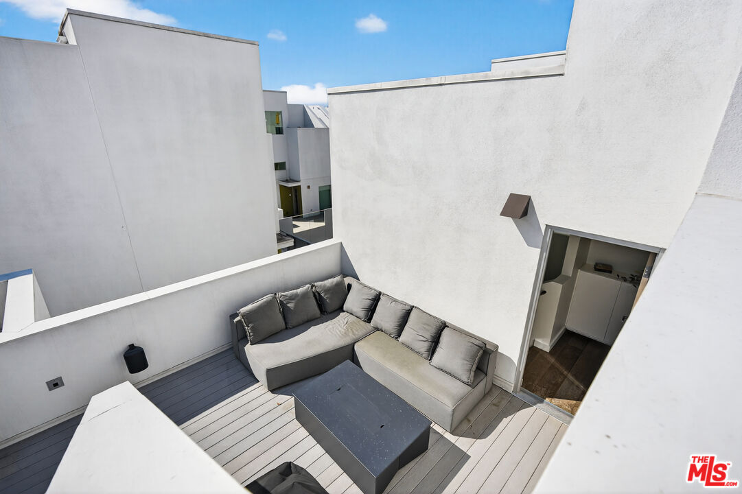 1433 14th St Unit: 10