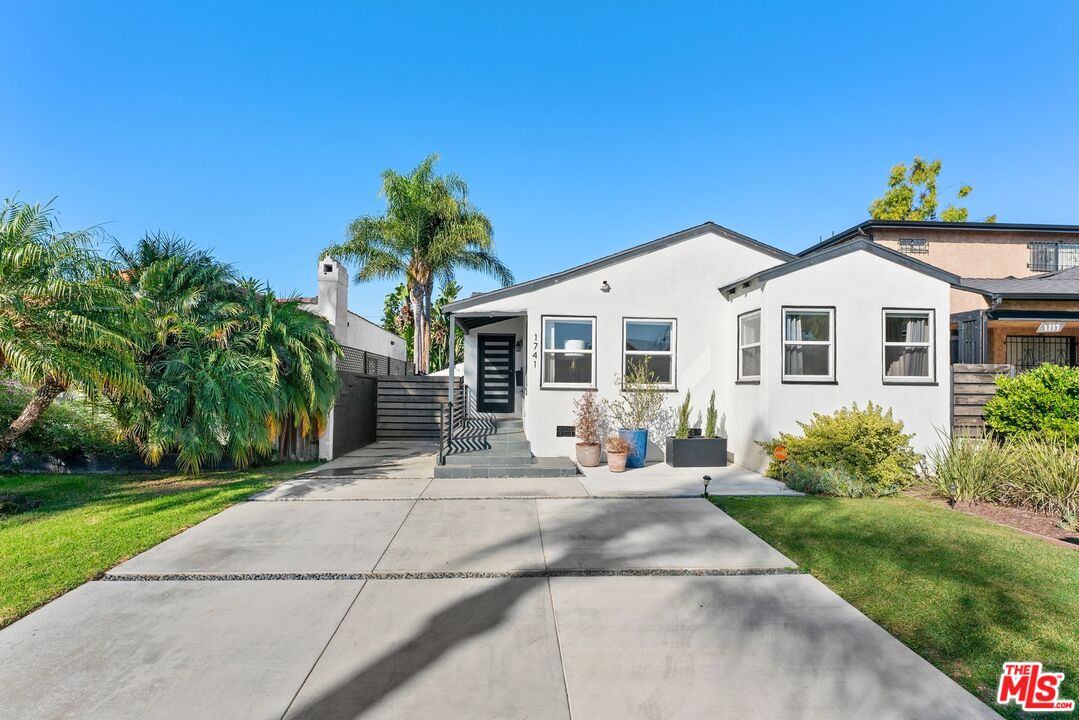 1741 S Spaulding Ave