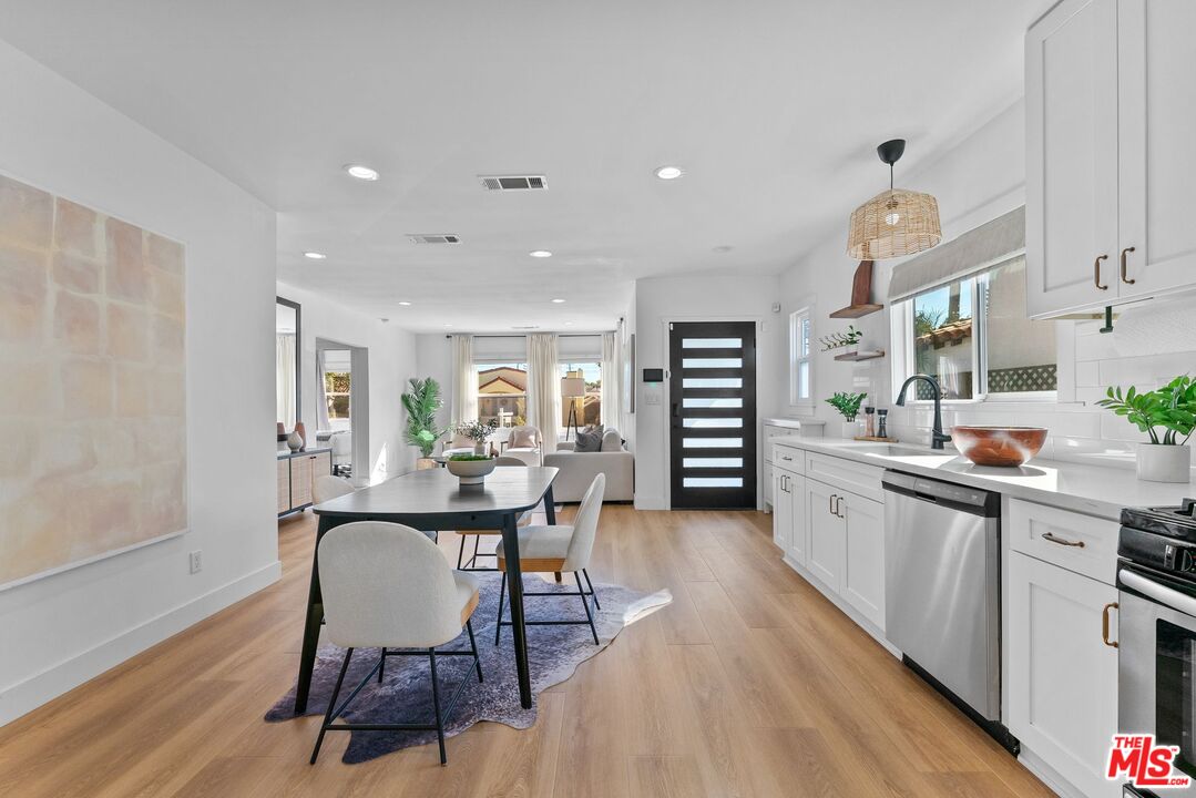 1741 S Spaulding Ave