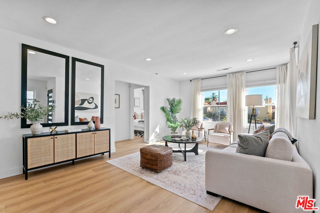 1741 S Spaulding Ave