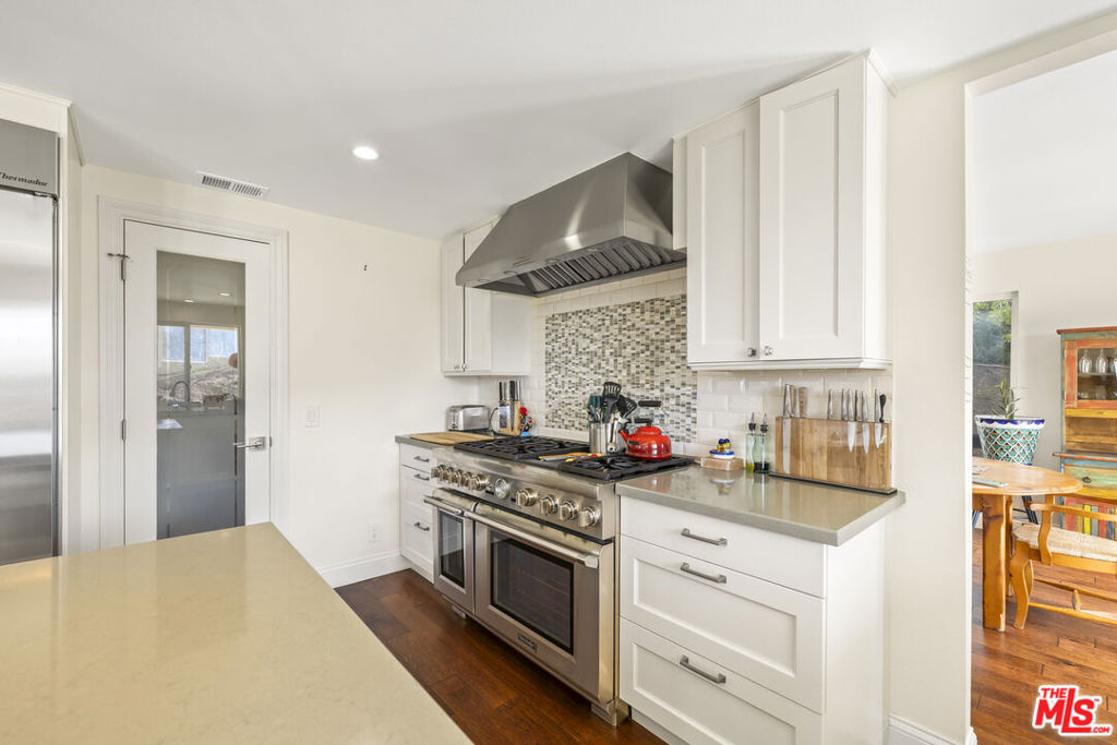 3804 Vista Linda Drive