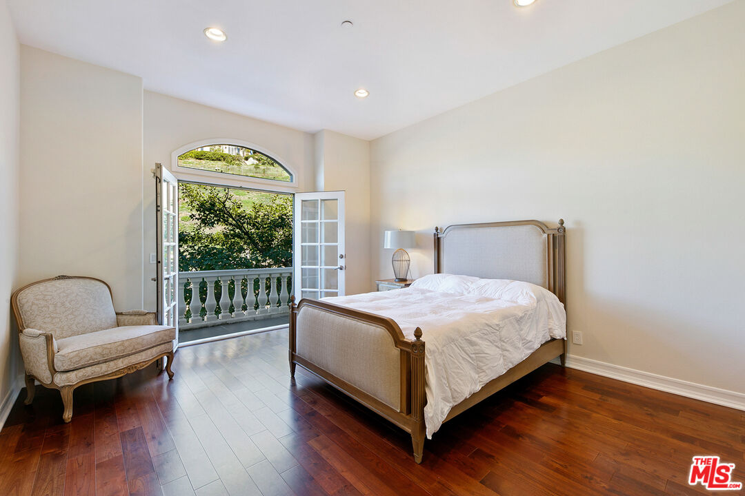 16868 Calle De Sarah