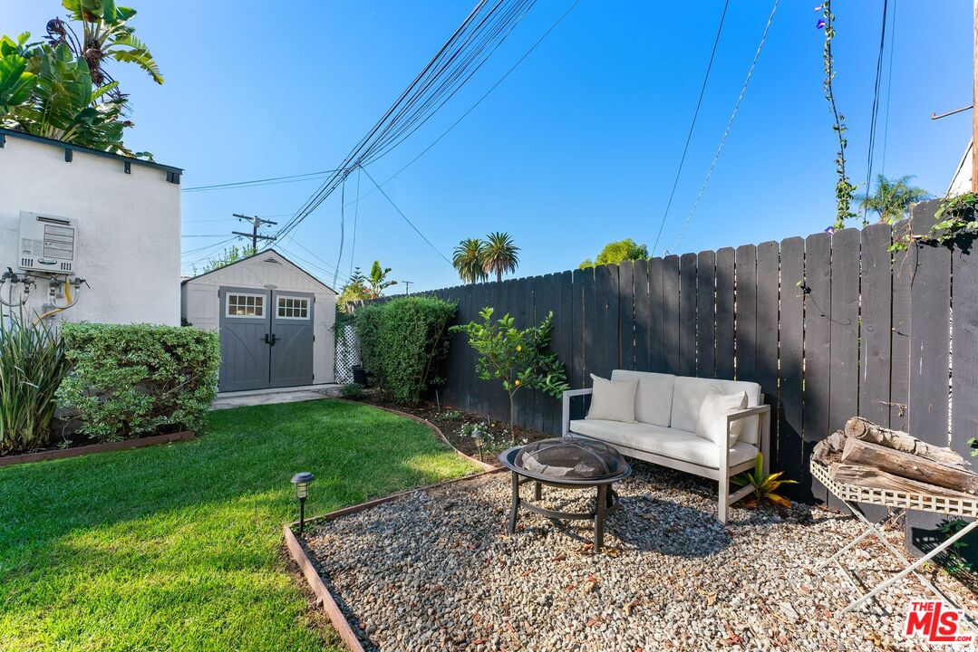 1741 S Spaulding Ave