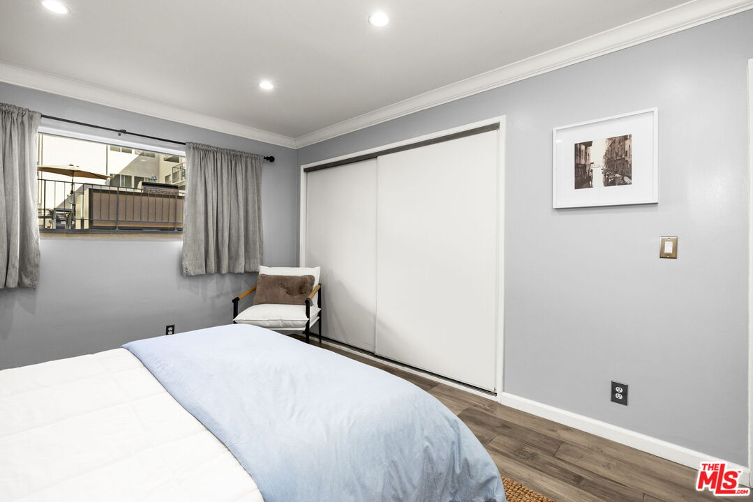 6151 Canterbury Dr Unit: 104