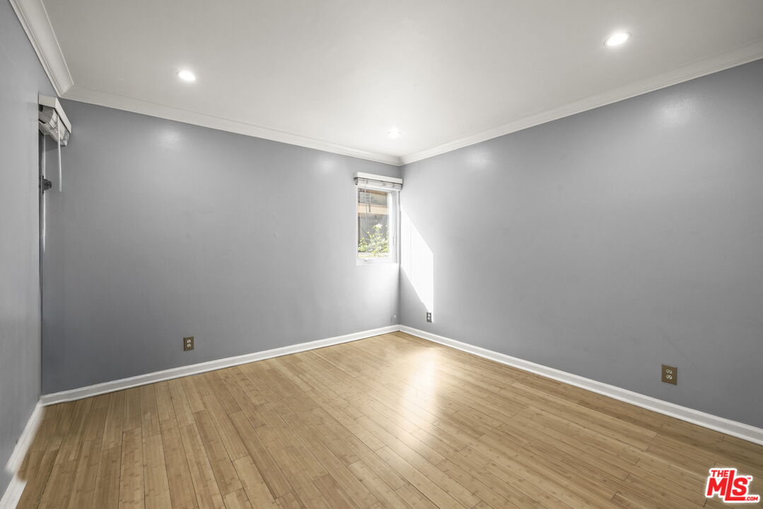 6151 Canterbury Dr Unit: 104