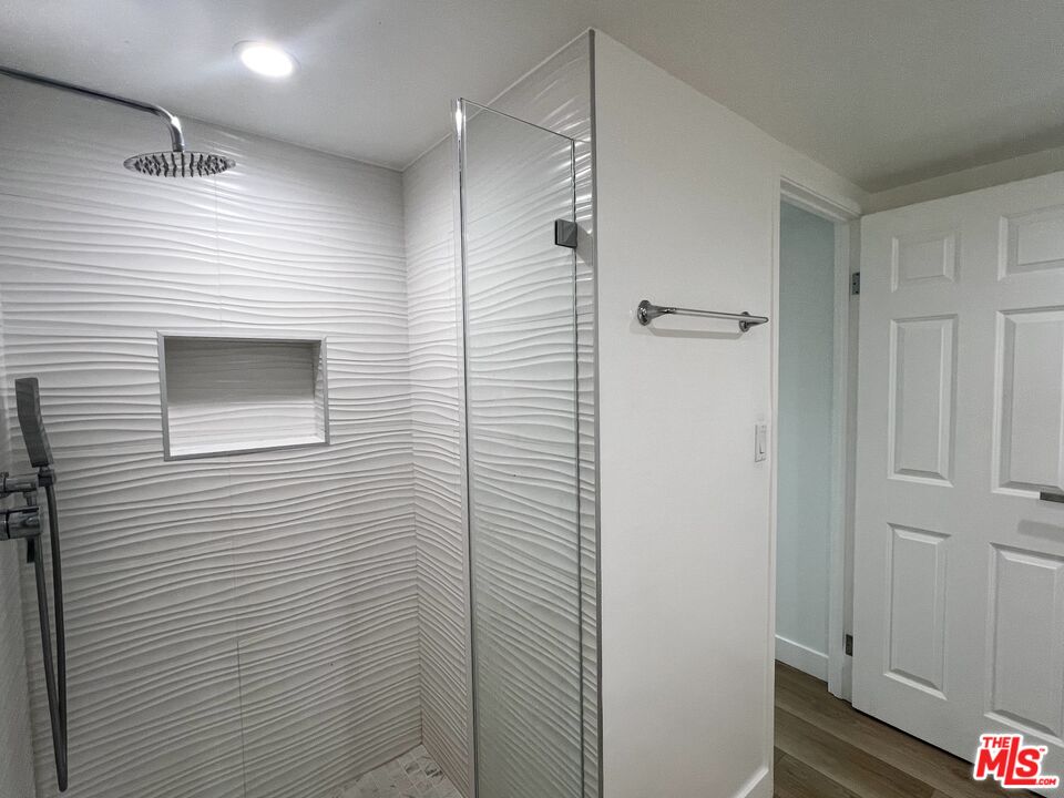 10390 WILSHIRE BLVD Unit: 910