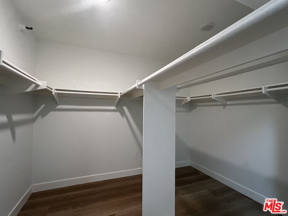 10390 WILSHIRE BLVD Unit: 910