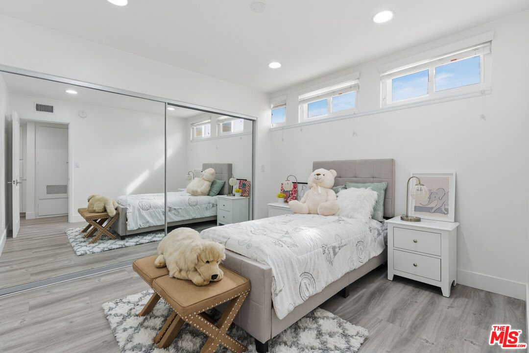 13224 S Admiral Ave Unit: D