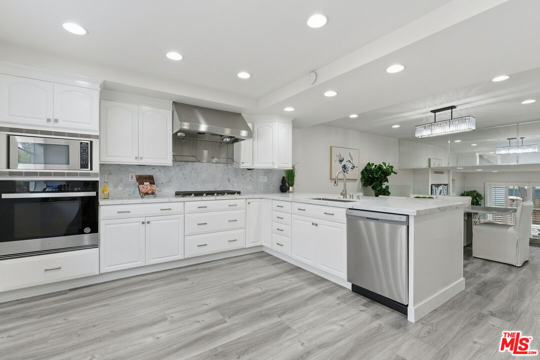 13224 S Admiral Ave Unit: D