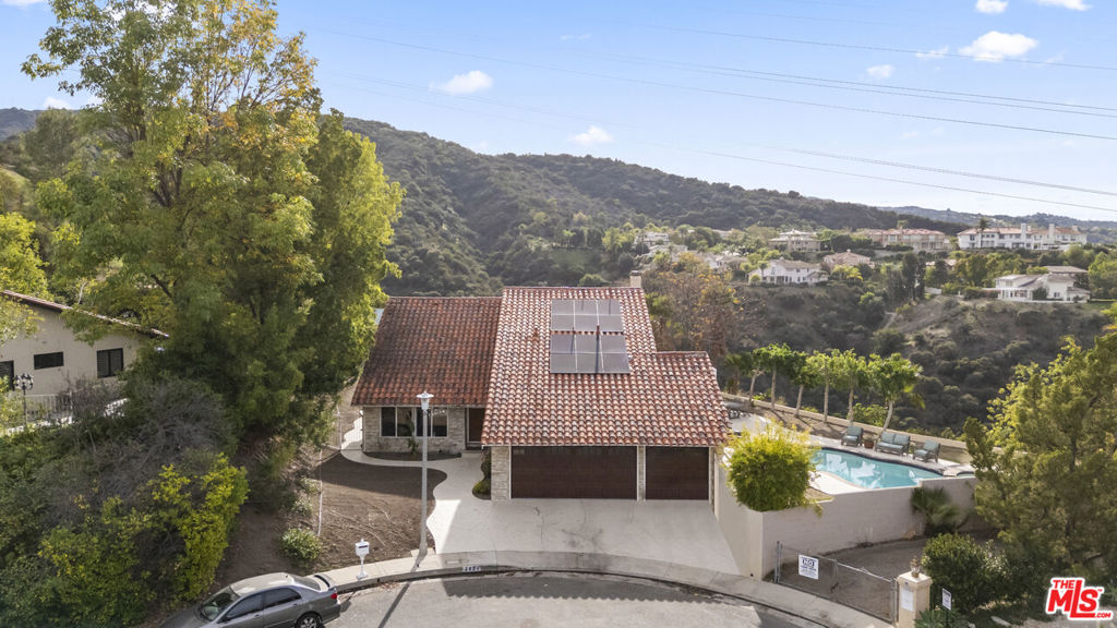 3804 Vista Linda Drive