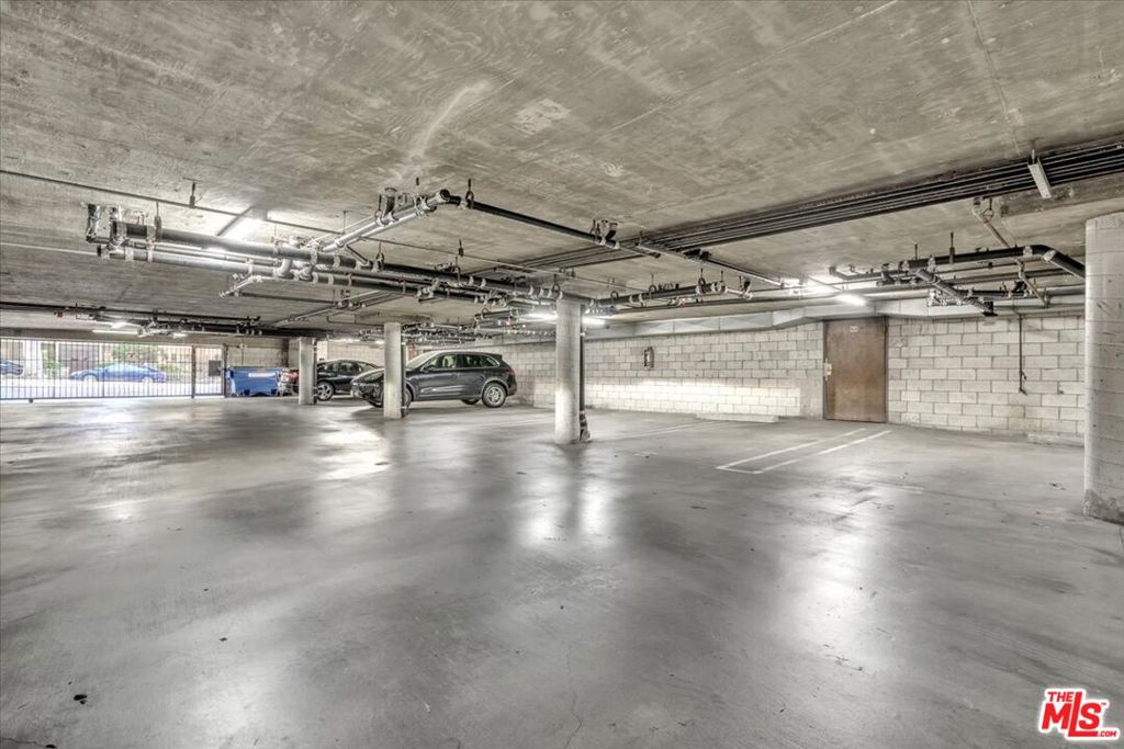 2909 Arizona Avenue 14