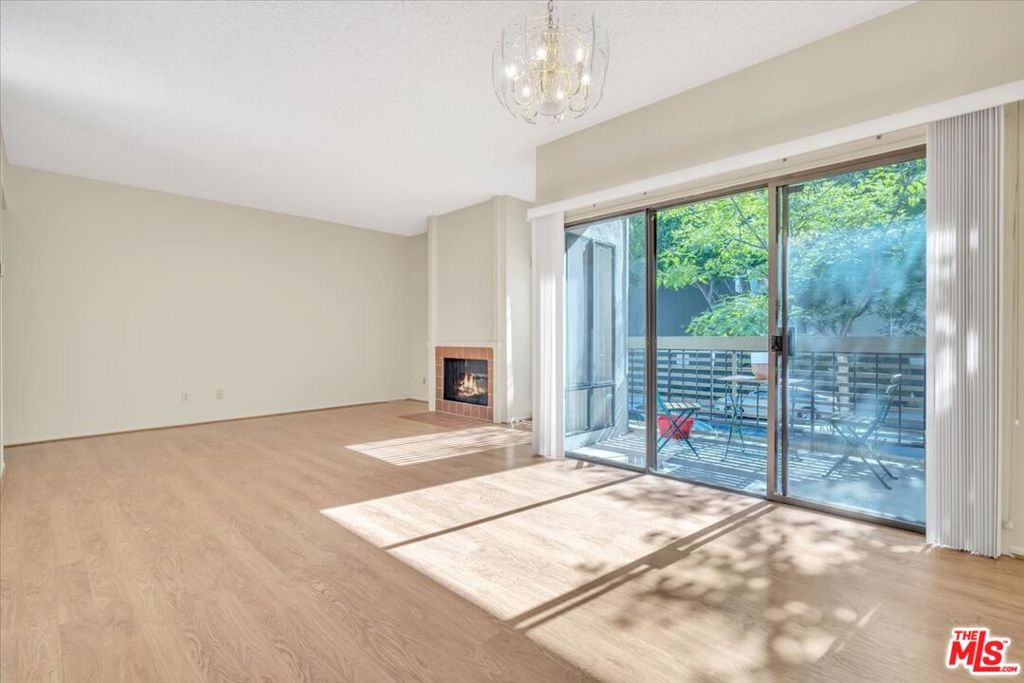 2909 Arizona Avenue 14