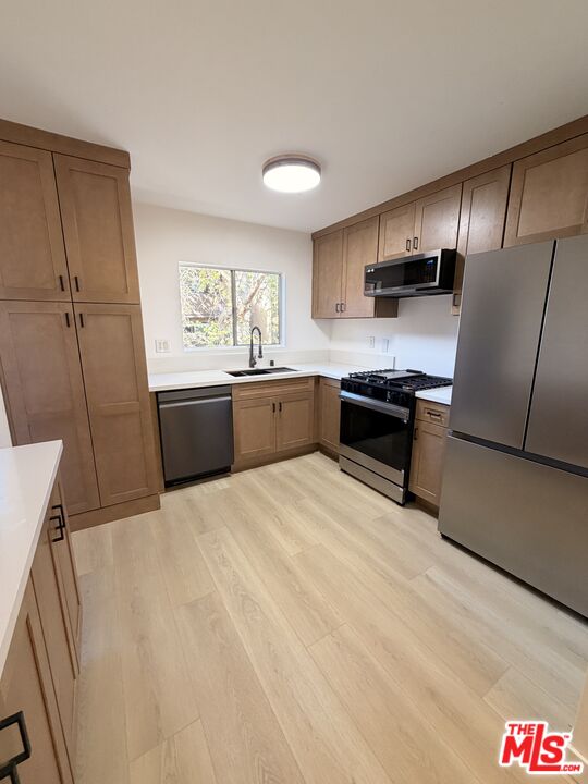 18350 Hatteras St Unit: 256