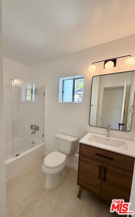 18350 Hatteras St Unit: 256