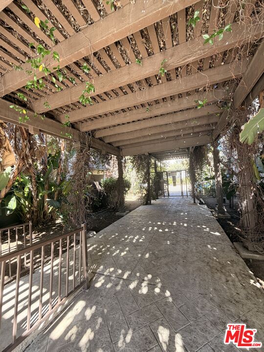 18350 Hatteras St Unit: 256