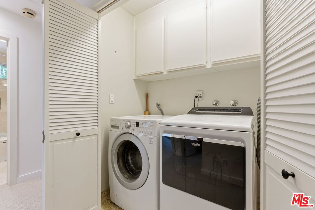 821 14th St Unit: 1