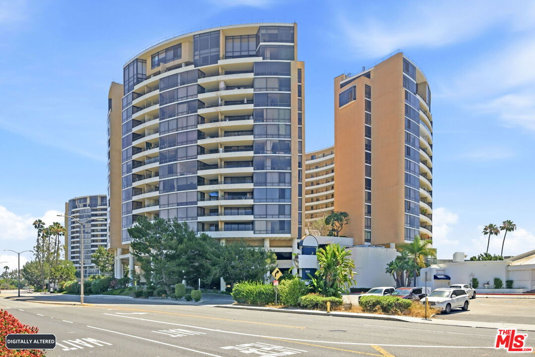 4265 Marina City Dr Unit: 501