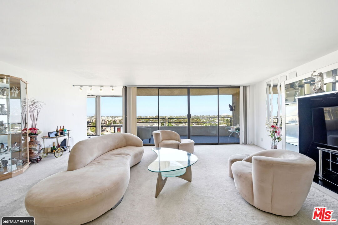 4265 Marina City Dr Unit: 501