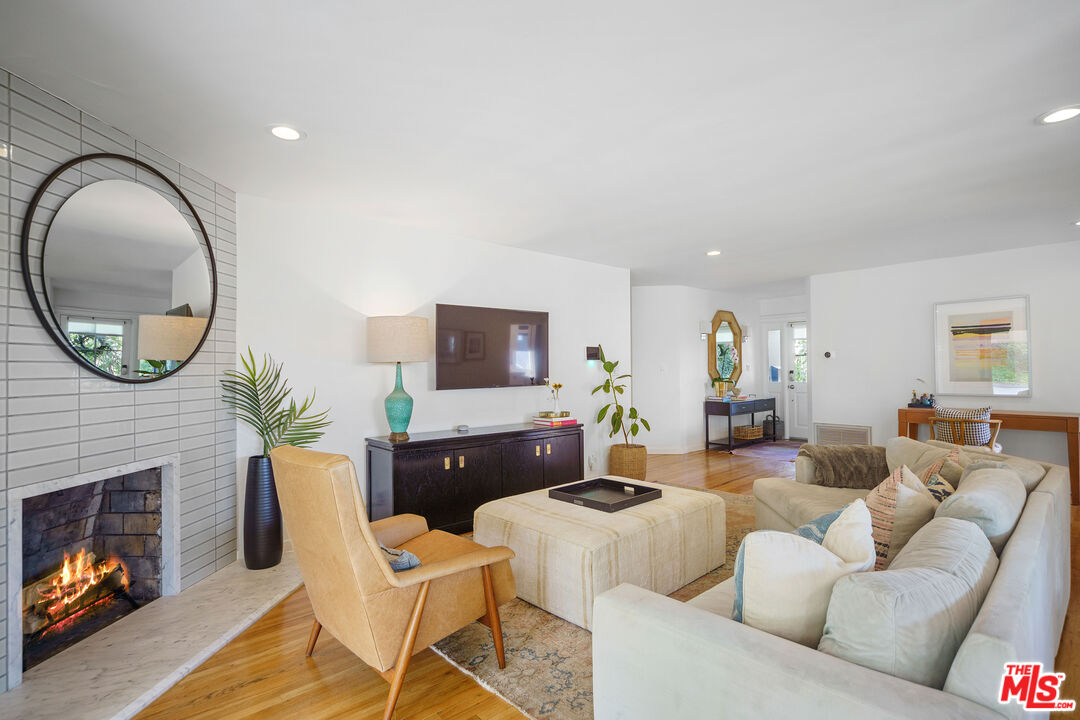 3085 Motor Ave