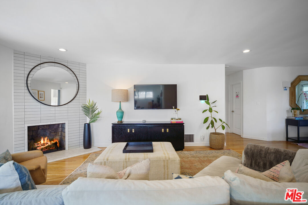 3085 Motor Ave