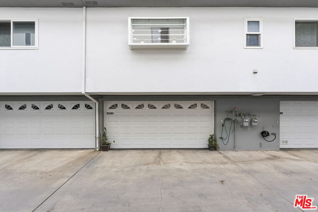 13224 Admiral Ave Unit: D