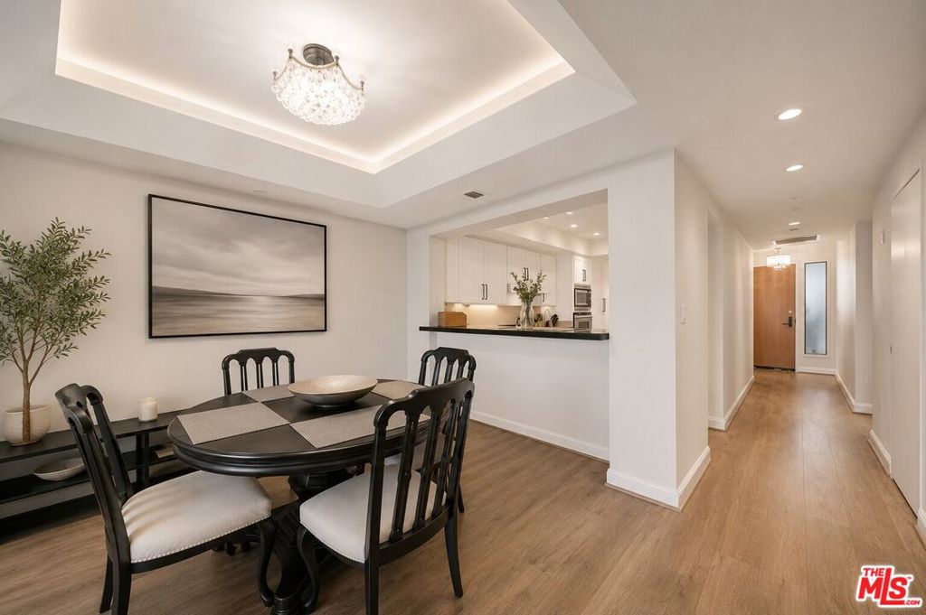 122 Ocean Park Boulevard 507