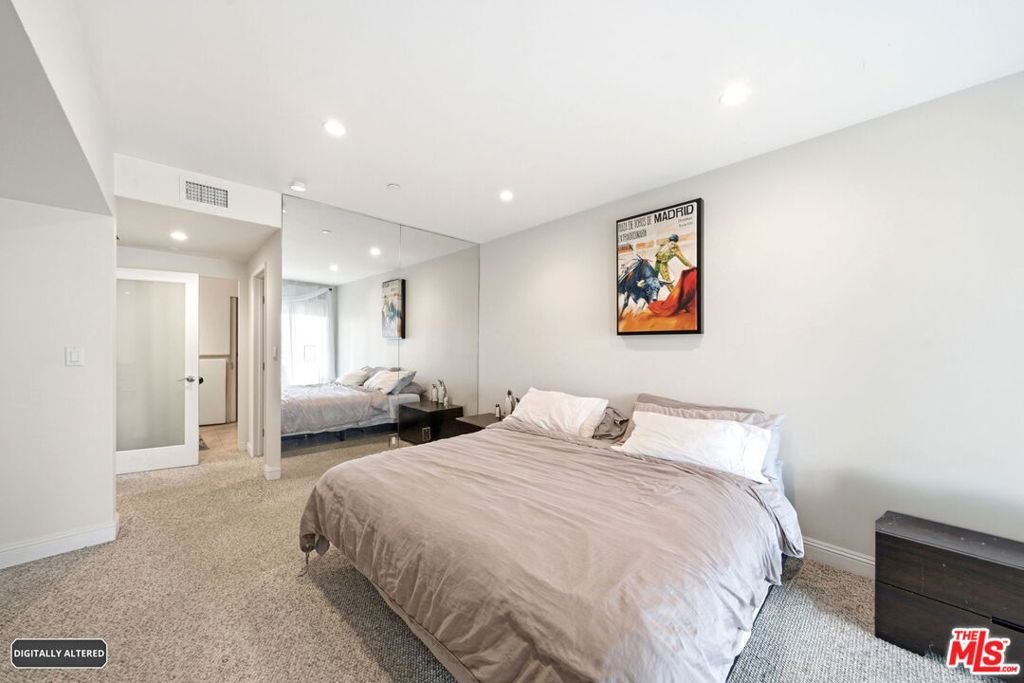 122 Ocean Park Boulevard 507