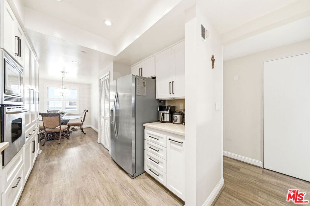122 Ocean Park Boulevard 507