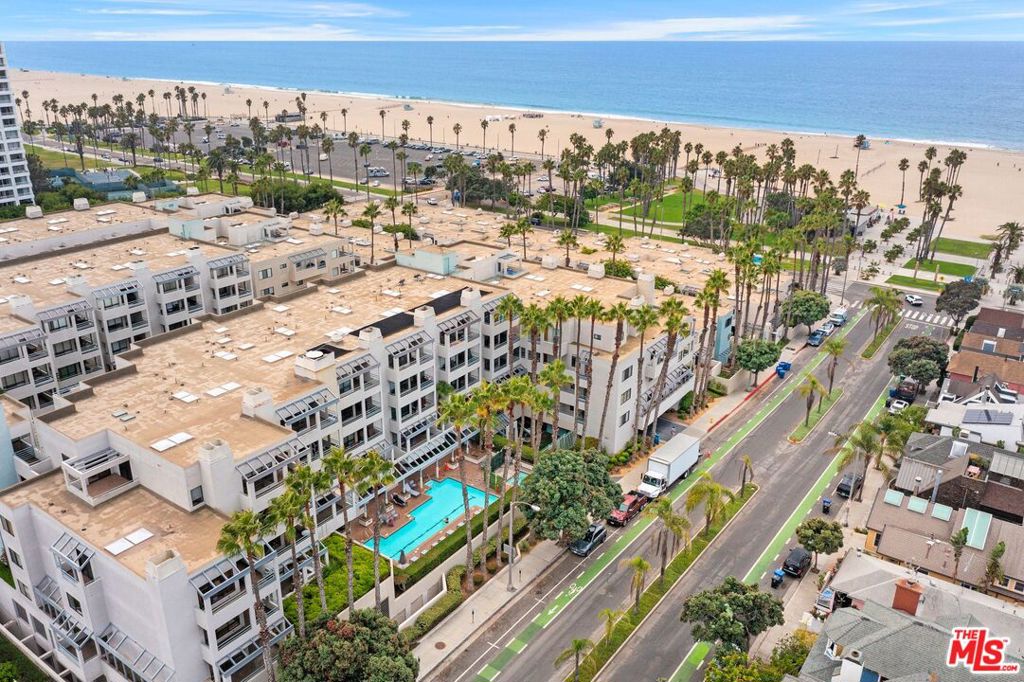 122 Ocean Park Boulevard 507