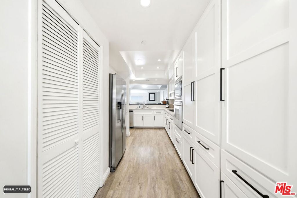 122 Ocean Park Boulevard 507