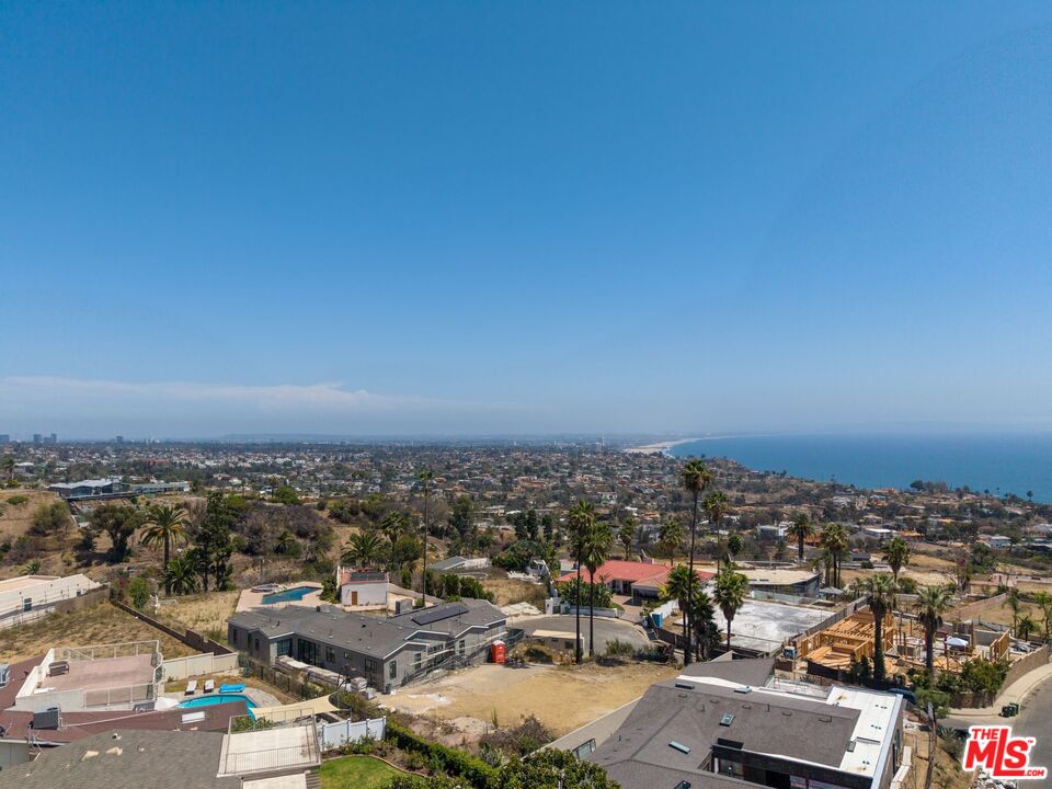 16915 Enchanted Pl