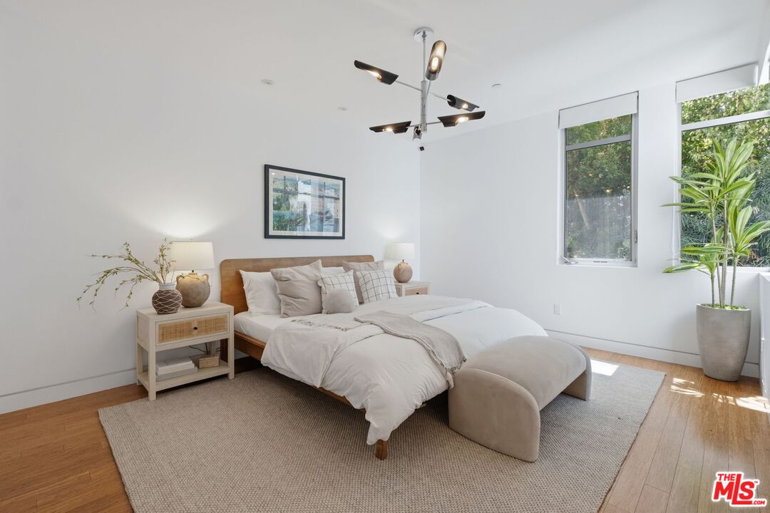 853 21st St Unit: 104
