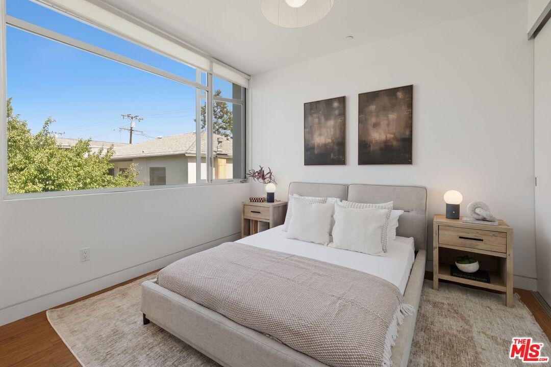 853 21st St Unit: 104