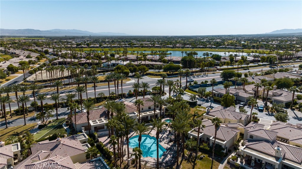 80872 Via Puerta Azul