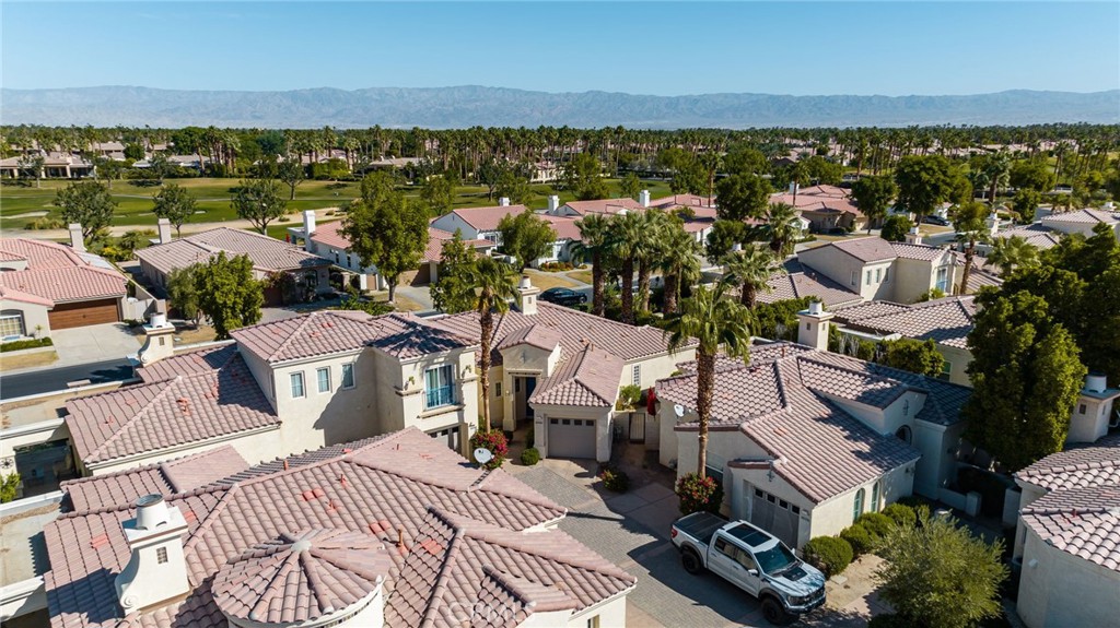 80872 Via Puerta Azul