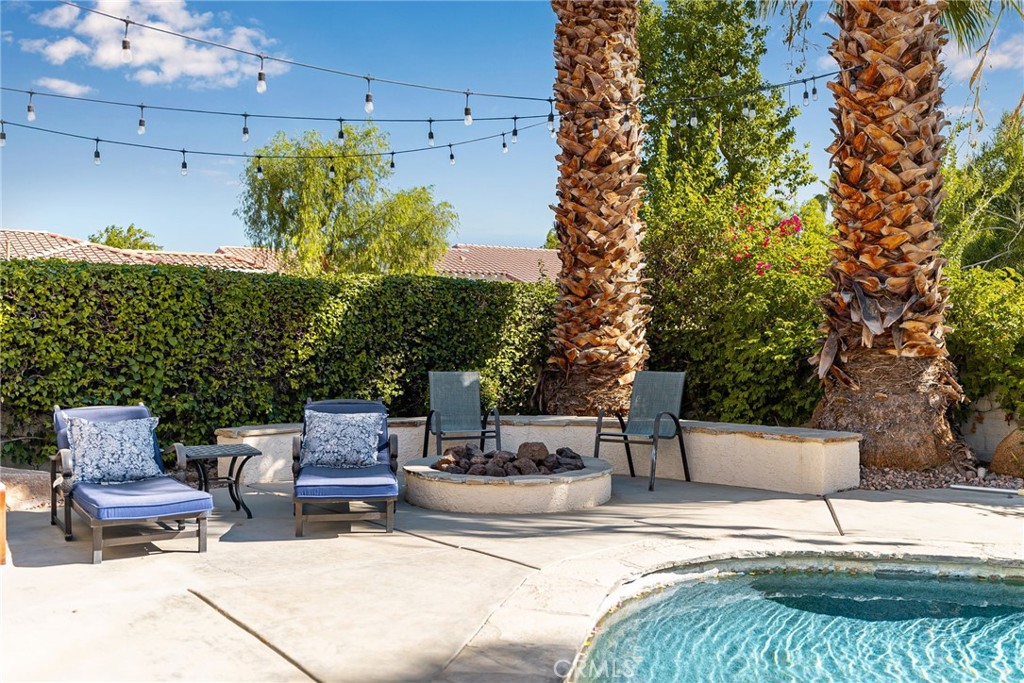 80872 Via Puerta Azul