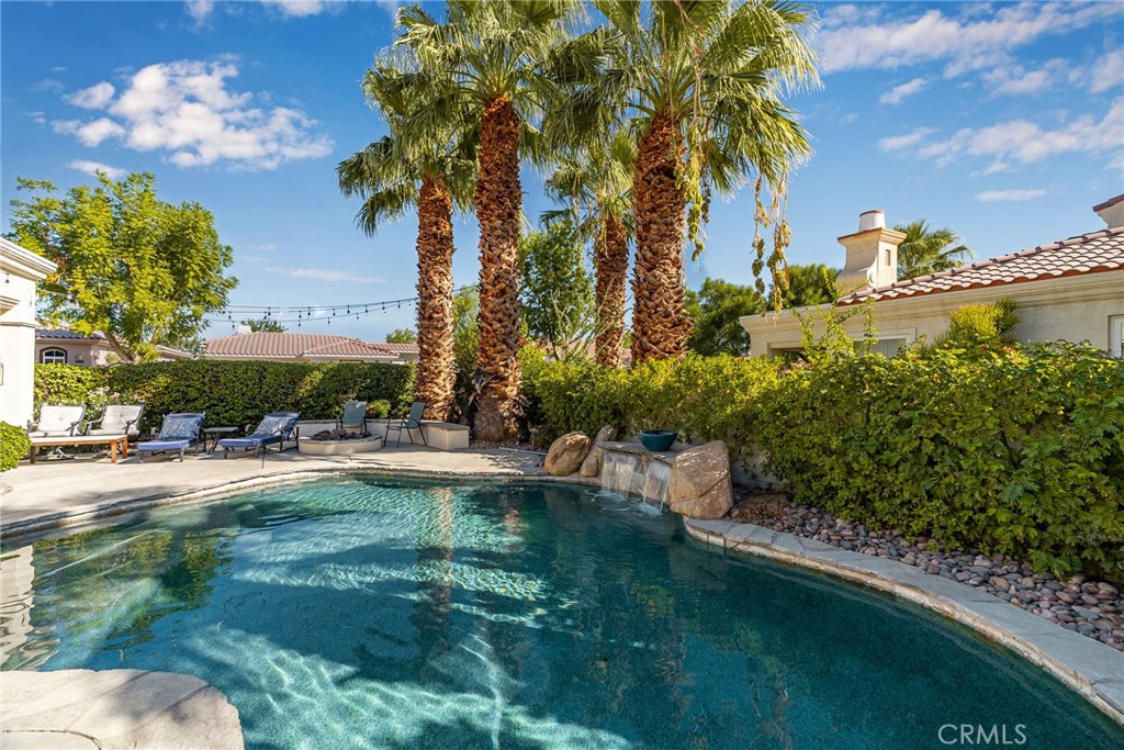 80872 Via Puerta Azul