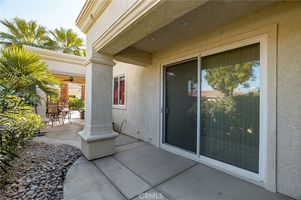 80872 Via Puerta Azul