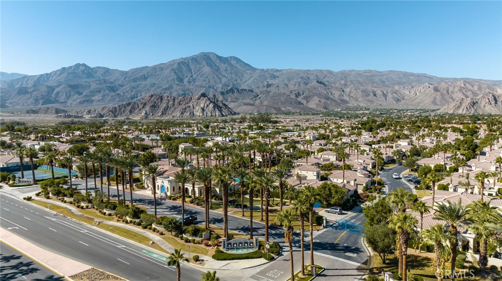 80872 Via Puerta Azul