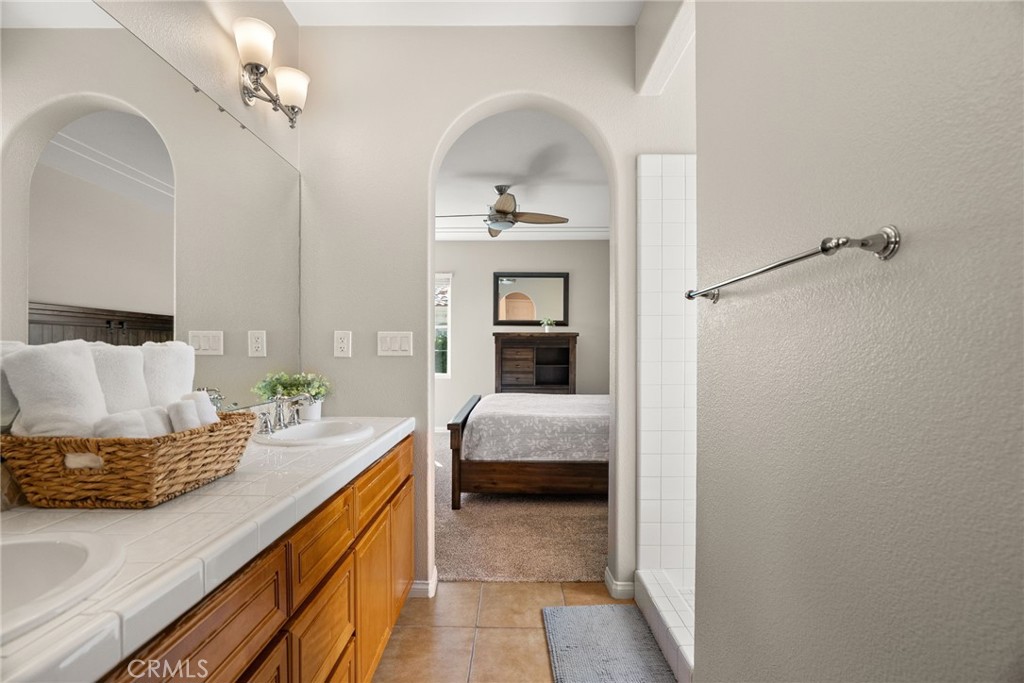 80872 Via Puerta Azul