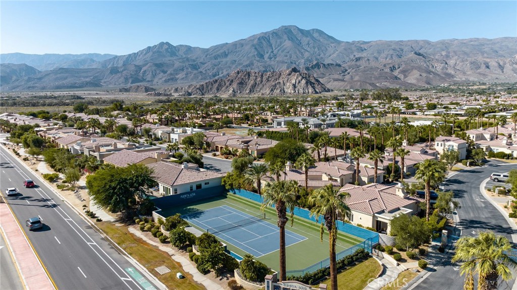 80872 Via Puerta Azul