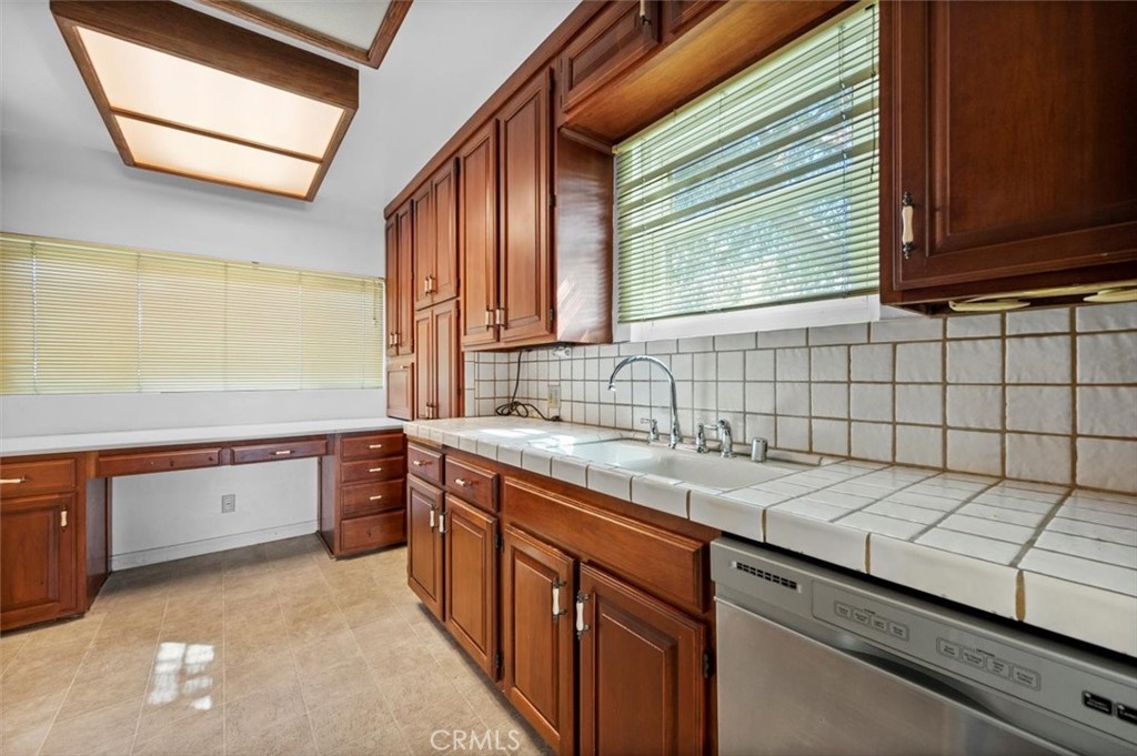 1246 S Gertruda Avenue