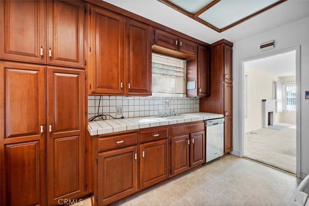 1246 S Gertruda Avenue