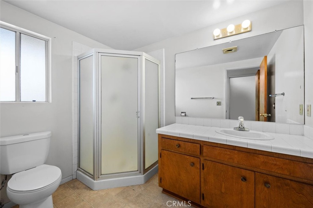 1246 S Gertruda Avenue