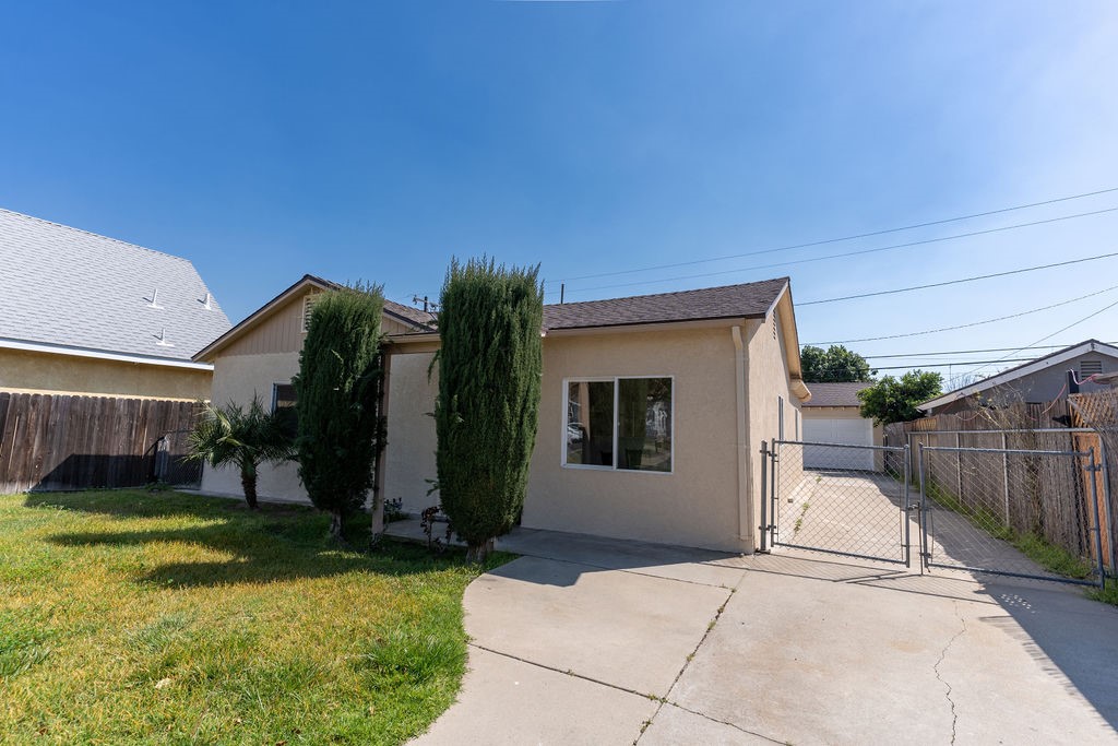 732 E El Morado Court