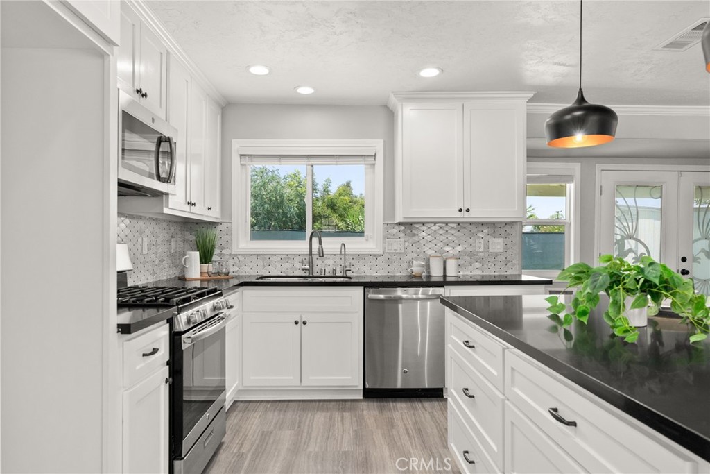 27177 El Rancho Drive