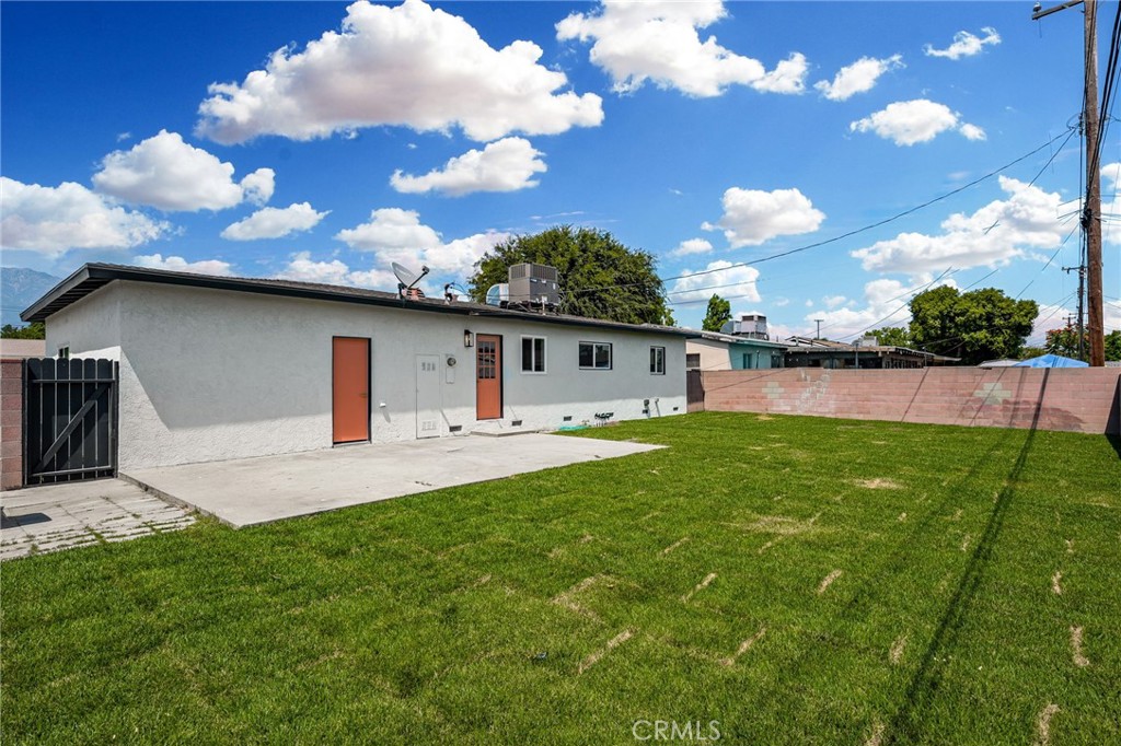 1210 E Highland Court