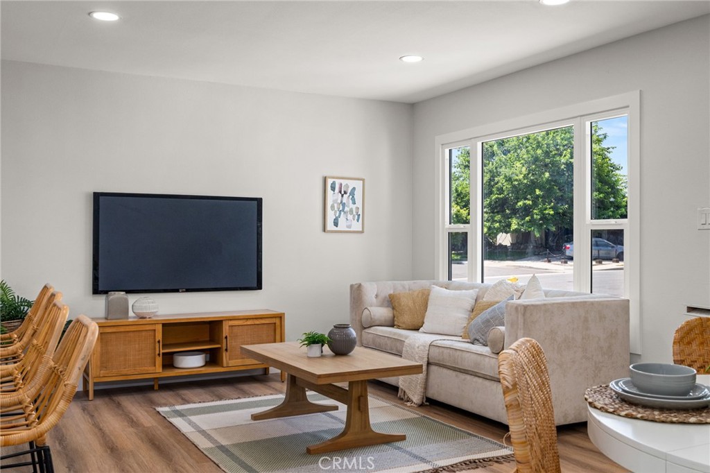 1210 E Highland Court