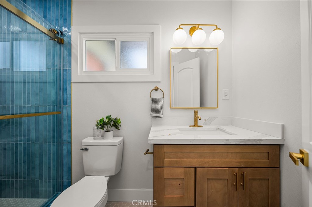 1210 E Highland Court