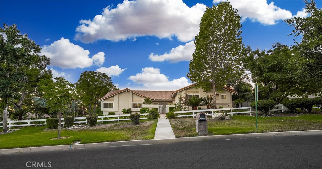 5616 Bonita Avenue